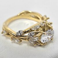 Anillo Navette con Piedra Central - Image 2