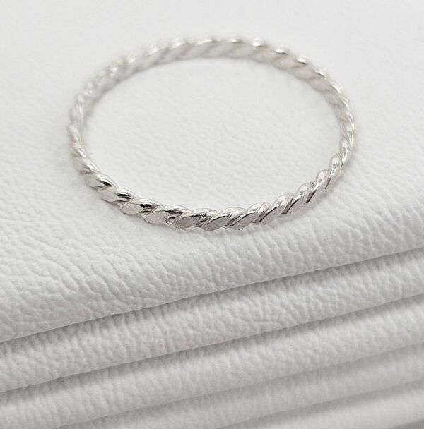 Anillo Trenzado Fino - Image 3