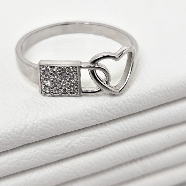 Anillo Candado con Piedras - Image 3