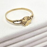 Anillo Trebol Facetado - Image 3
