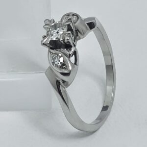 Anillo Solitario Hoja